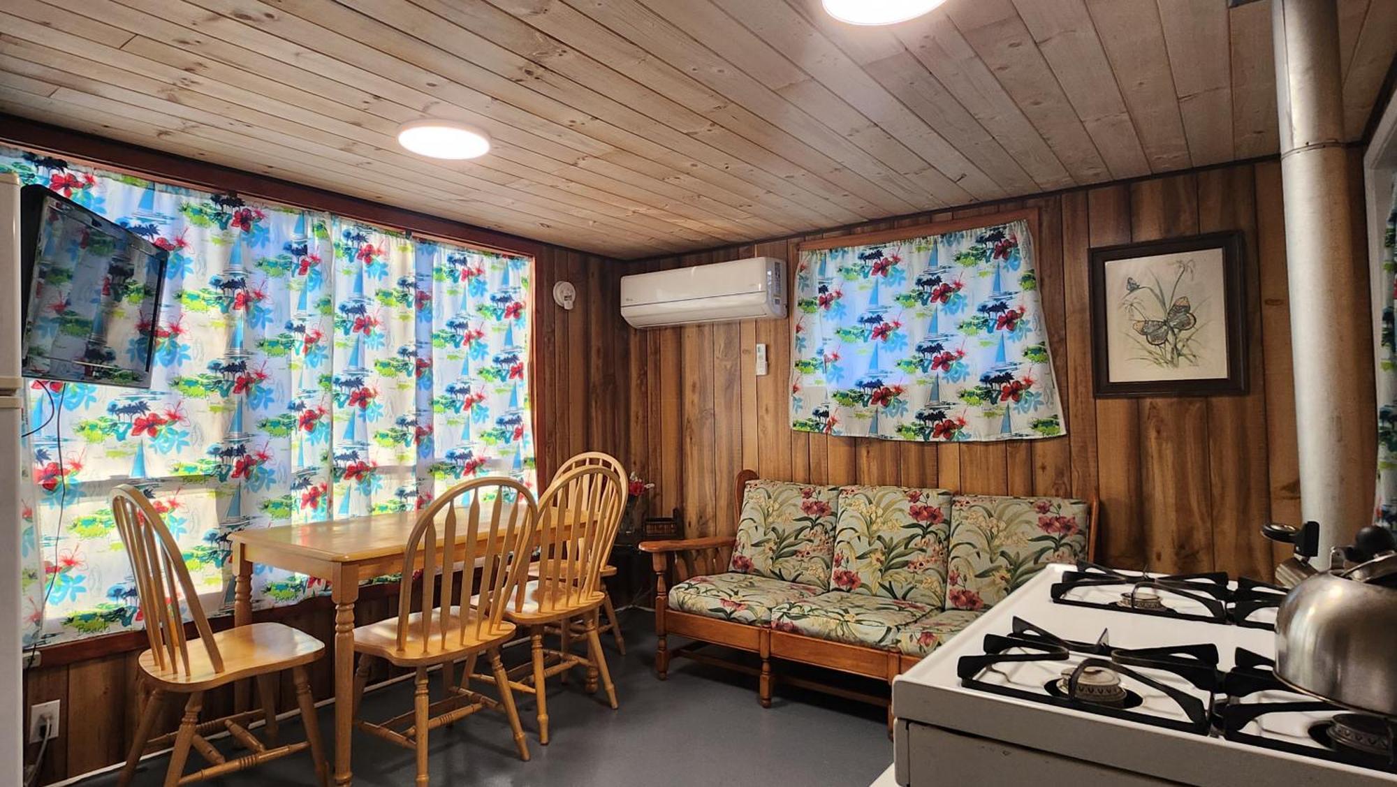Trent River Cottages Hastings エクステリア 写真