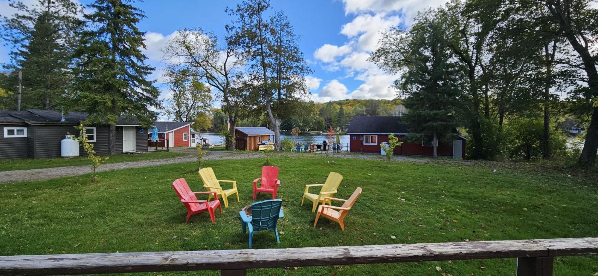 Trent River Cottages Hastings エクステリア 写真