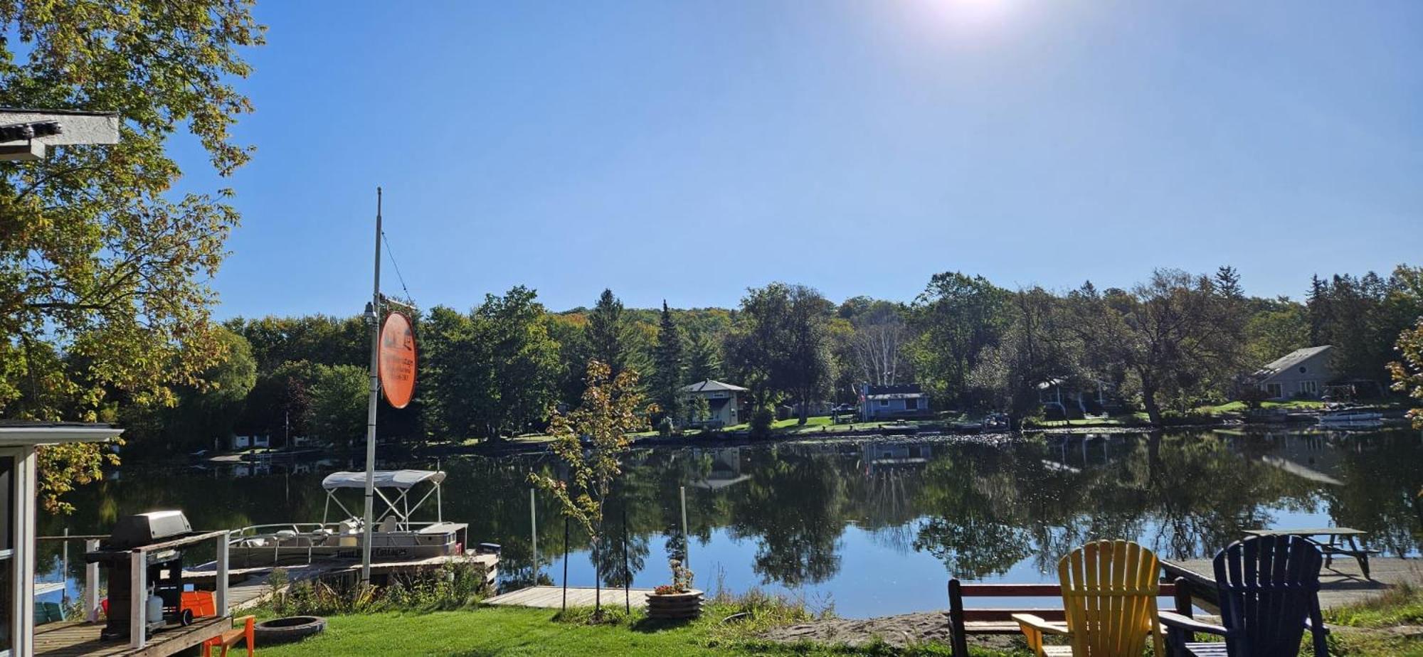 Trent River Cottages Hastings エクステリア 写真
